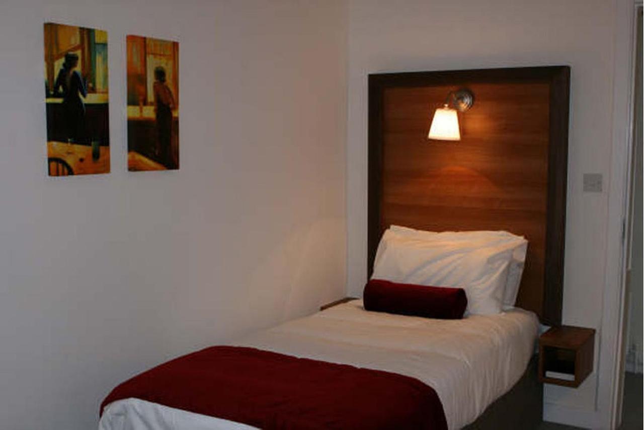 Ravine Hotel Lisdoonvarna Room photo
